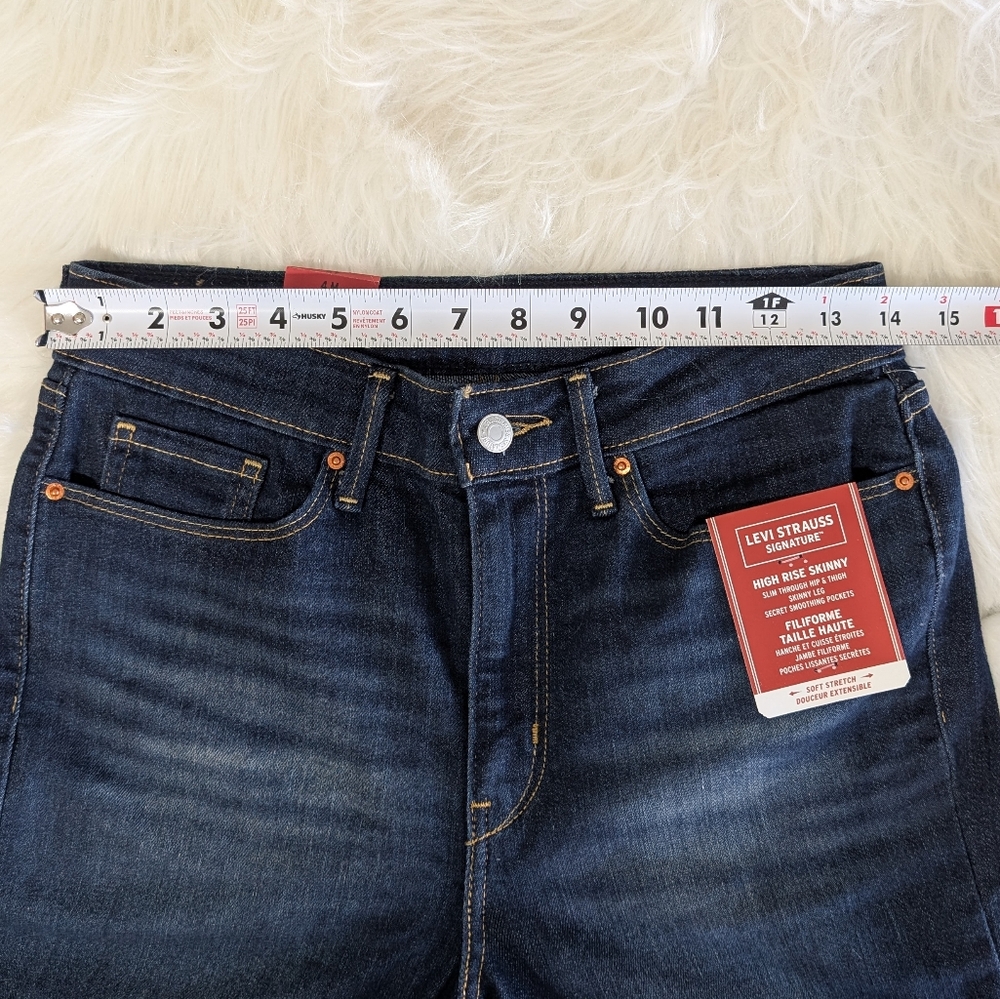 ❌SOLD❌Levi's Women's Soft Stretch High Waist Skinny Jeans, Classic Dark Wash, 27 - Picture 9 of 11
